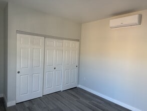 1436 Elwood St, Unit 1 in Pomona, CA - Foto de edificio - Building Photo