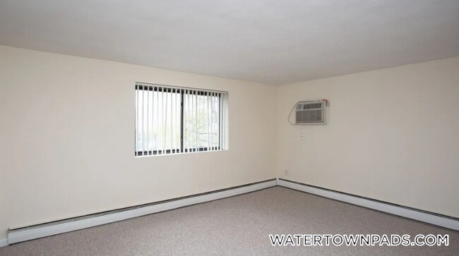 16 Whites Ave, Unit 66 in Watertown, MA - Foto de edificio - Building Photo