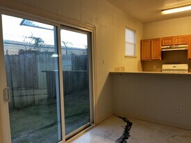 11807 Chetman Dr, Unit A in Houston, TX - Building Photo
