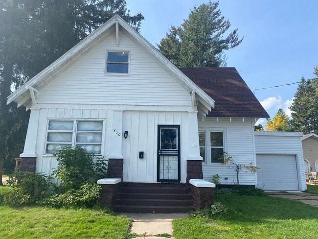 property at 420 Elm St