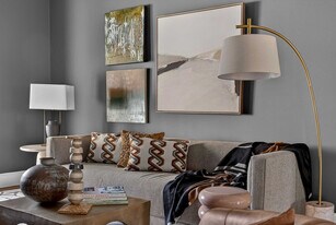 611 N Pine St in Charlotte, NC - Building Photo