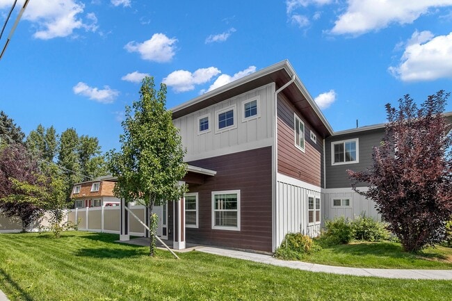 2188 S Orchard St in Boise, ID - Building Photo - Building Photo