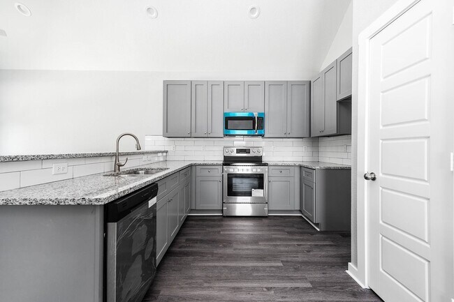 property at 16977 Glenheath St