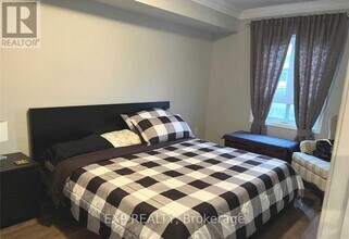 60 Baycliffe Cres in Brampton, ON - Building Photo - Building Photo