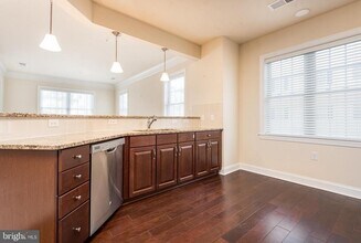 15110 Heather Mill Ln in Haymarket, VA - Building Photo - Building Photo