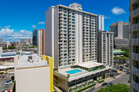 Pacific Grand in Honolulu, HI - Building Photo - Building Photo