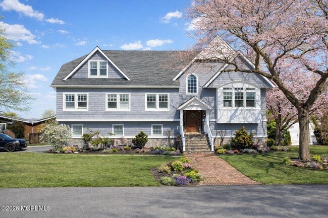 3 Elizabeth Pl in Monmouth Beach, NJ - Building Photo - Building Photo