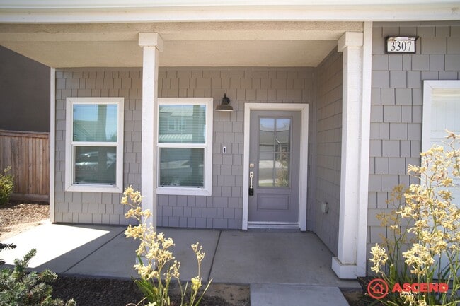 3307 Rustic Woods Ln in Shafter, CA - Building Photo - Building Photo