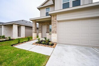 16822 Paintbrush Holw Ln in Houston, TX - Building Photo - Building Photo