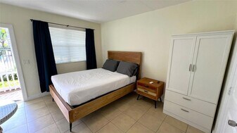 1601 S Federal Hwy, Unit 9 in Lake Worth Beach, FL - Building Photo