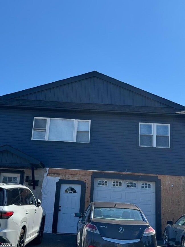 property at 109 King St