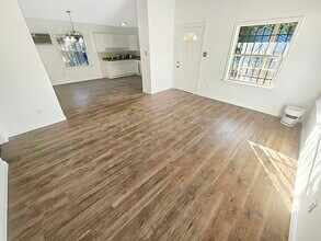 11914 Kingslake Forest Dr in Houston, TX - Building Photo - Building Photo