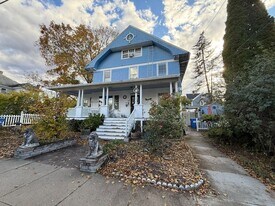 1 Stetson St in Norwich, CT - Building Photo