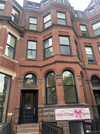 246 Newbury St, Unit 1 in Boston, MA - Building Photo - Building Photo