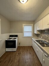 1452 Myott Ave in Rockford, IL - Building Photo - Building Photo