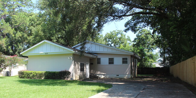 property at 1618 Atkamire Dr
