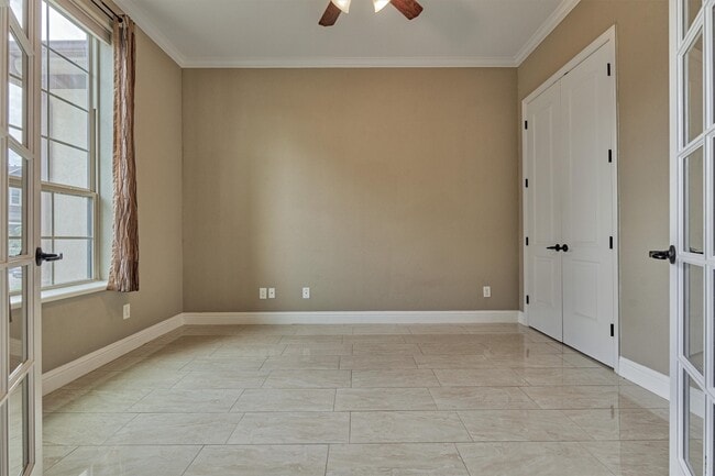 property at 106 Bella Luce