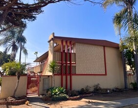 413 S Myers St in Oceanside, CA - Building Photo - Building Photo