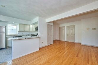 75 Summer St in Salem, MA - Building Photo - Building Photo