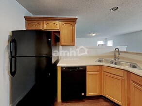 19446 Prairie Crossing Dr in Noblesville, IN - Building Photo - Building Photo