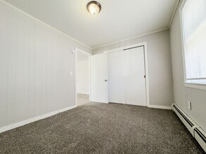 85 Bridge St in Augusta, ME - Foto de edificio - Building Photo