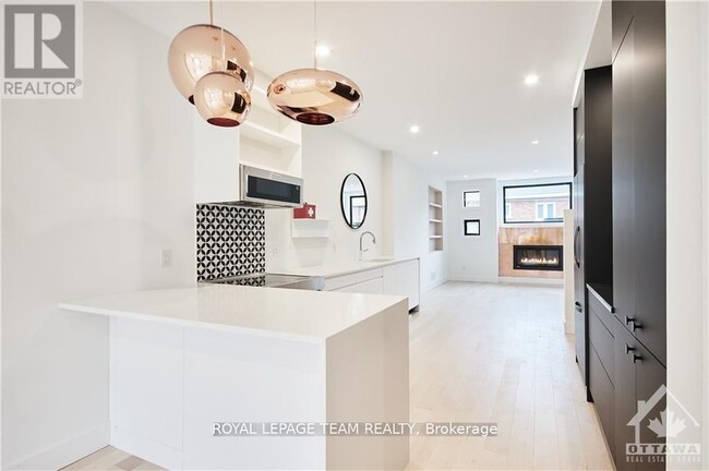 13 Findlay Ave