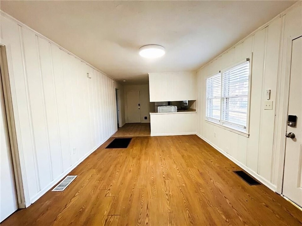 7062 Felton Ln in Mableton, GA - Building Photo