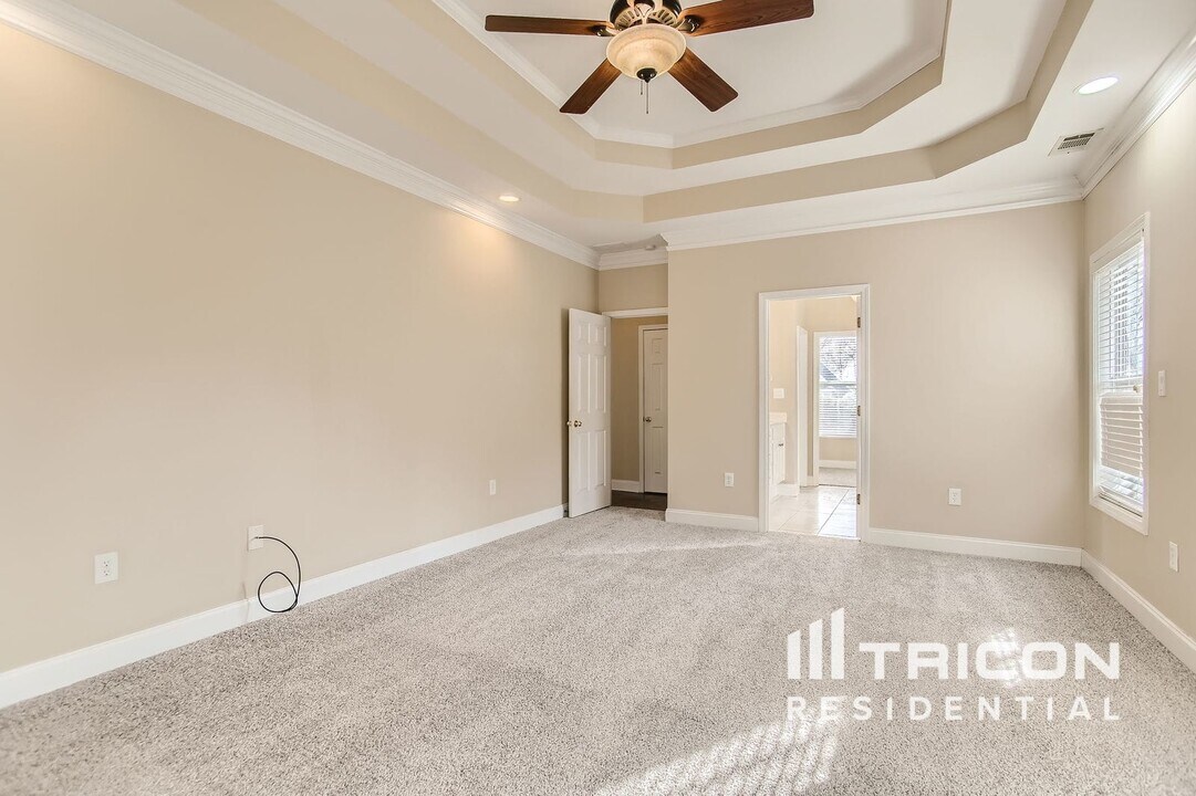 227 English Oaks Ln in Mcdonough, GA - Building Photo