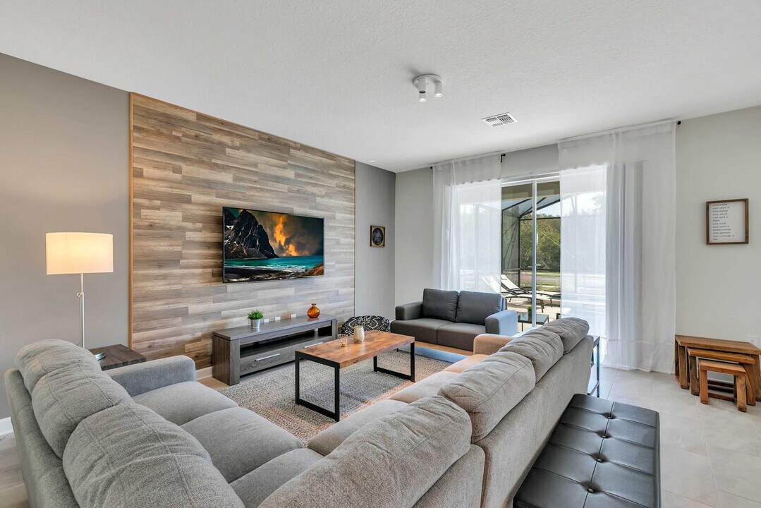 2831 Bookmark Dr in Kissimmee, FL - Building Photo