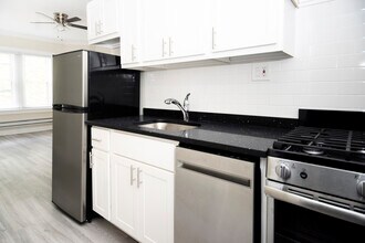 630 W Roscoe St in Chicago, IL - Building Photo - Building Photo