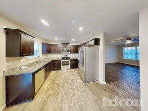 2688 Mcintosh St in Dallas, NC - Foto de edificio - Building Photo