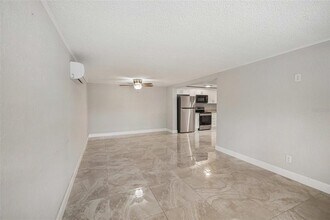 4099 E Michigan St in Orlando, FL - Building Photo - Building Photo