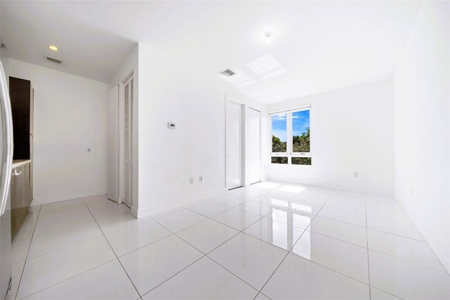 property at 6400 NW 105th Pl