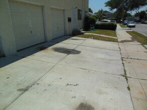 210 S Hazel St in La Habra, CA - Building Photo - Building Photo