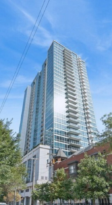 1629 S Prairie Ave, Unit 3008 in Chicago, IL - Building Photo - Building Photo