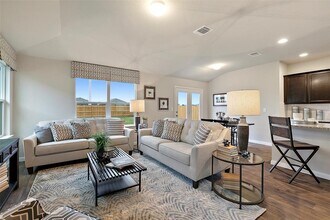 500 Cassandra Dr in Hutto, TX - Building Photo - Building Photo