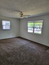 2915 S 11th St in Lincoln, NE - Building Photo - Building Photo