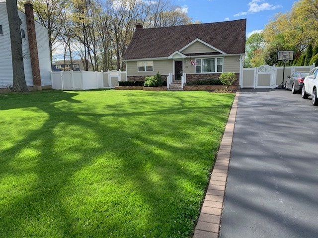 property at 122 Erlanger Blvd