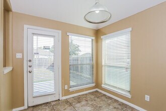 1901 Belshire Ct in Fort Worth, TX - Building Photo - Building Photo