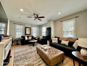 596 Vernon St in Long Branch, NJ - Building Photo - Building Photo
