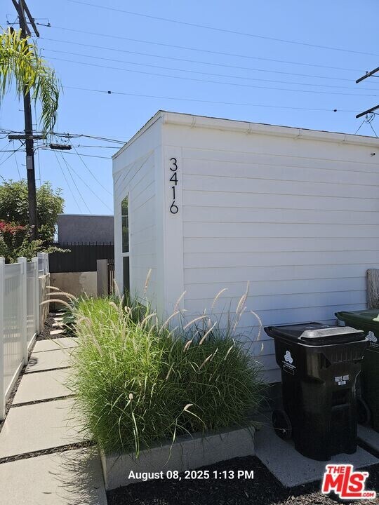 3416 W 74th St in Los Angeles, CA - Building Photo