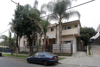 1244 Queen Anne Pl in Los Angeles, CA - Building Photo - Building Photo