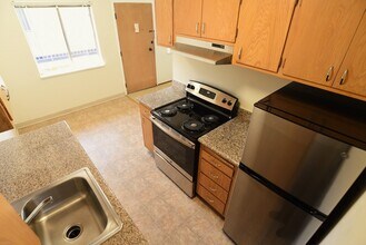 275 41st St in Oakland, CA - Building Photo - Building Photo