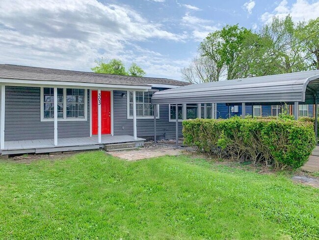 property at 303 Harlem St