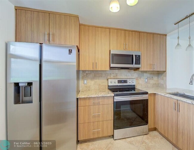 property at 113 Royal Pk Dr