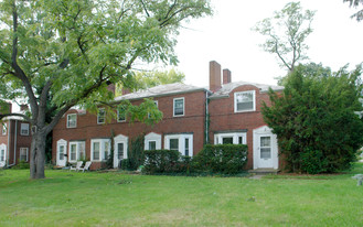 1947-1953 Northwest Blvd Apartments