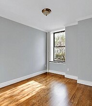 E 13TH ST. in New York, NY - Foto de edificio - Building Photo