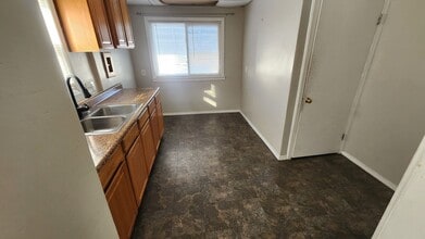 3439 Jeannette Ave in Toledo, OH - Building Photo - Building Photo