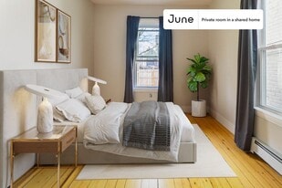 Room in Shared 3 bed/2 bath home in Cambridge, MA - Building Photo