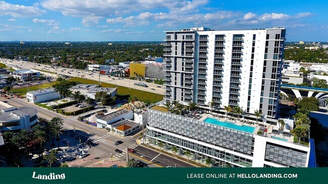3635 NE 1st Ave-Unit -1904.482185 in Miami, FL - Building Photo - Building Photo